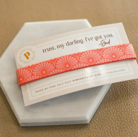 Käsikoru Nauharanneke Trust God